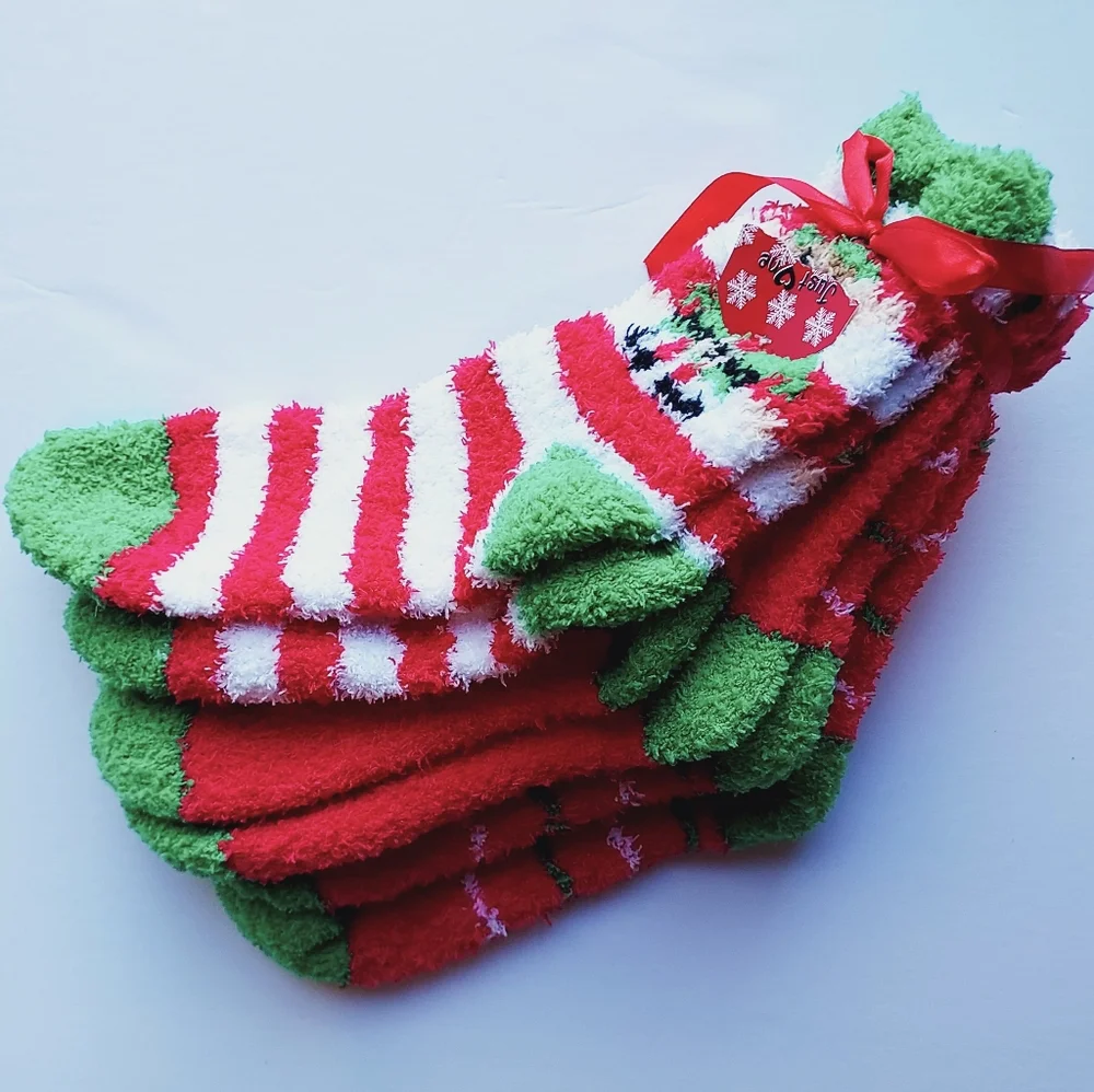❤️NEW! 🤍3 pairs of 'Just One' Christmas socks